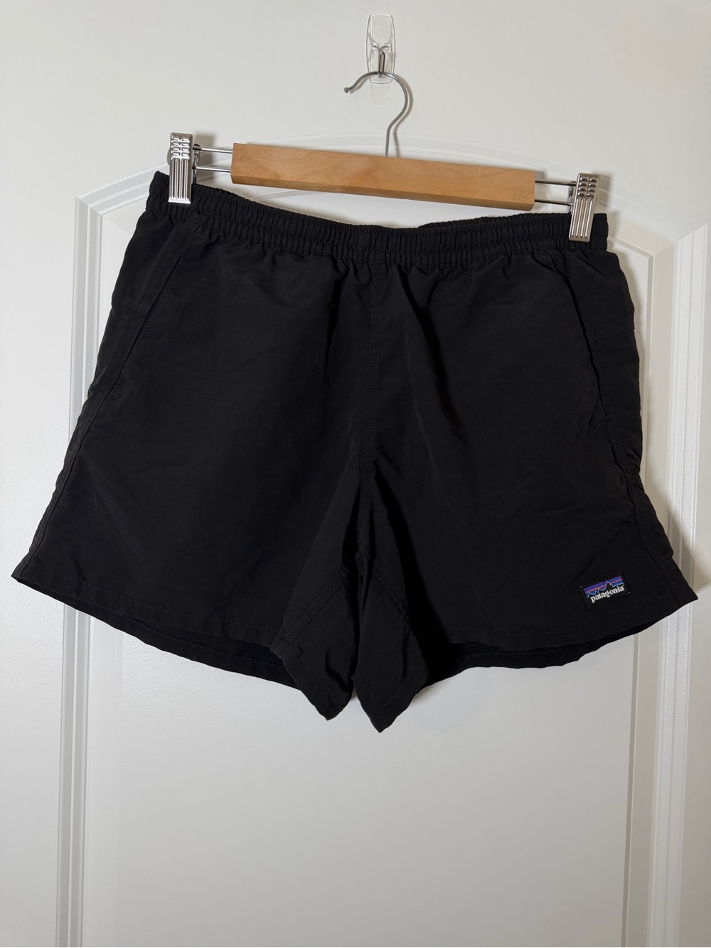 Patagonia Black Athletic Elastic-Waist Unisex Shorts - Picture 12 of 12
